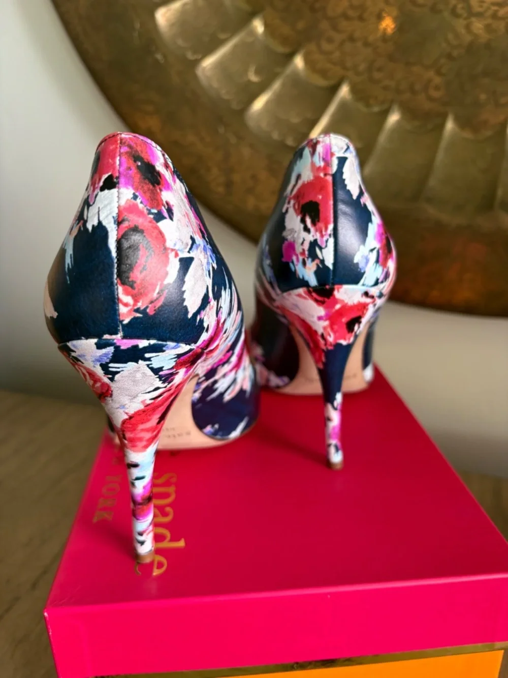 Kate Spade multi colored stilettos size 8 - Picture 2 of 6